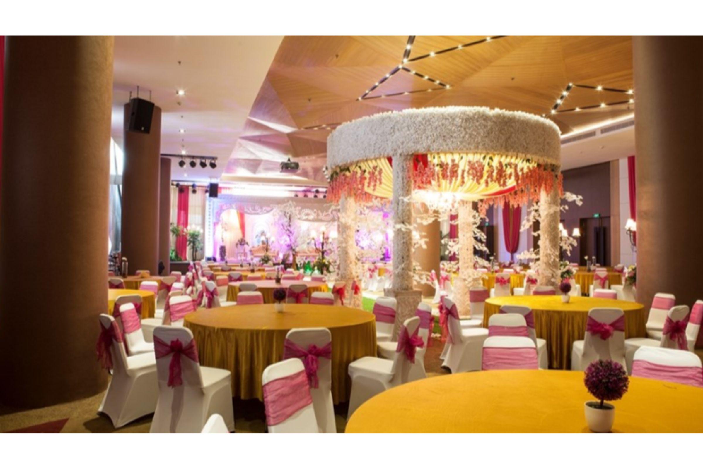 Hotel Golden Tulip Pontianak Exterior foto