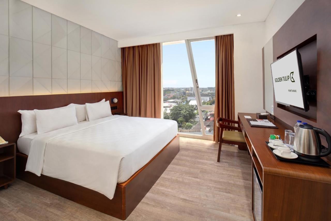 Hotel Golden Tulip Pontianak Exterior foto